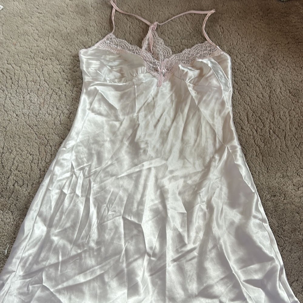 Dina Robe- White main image 1